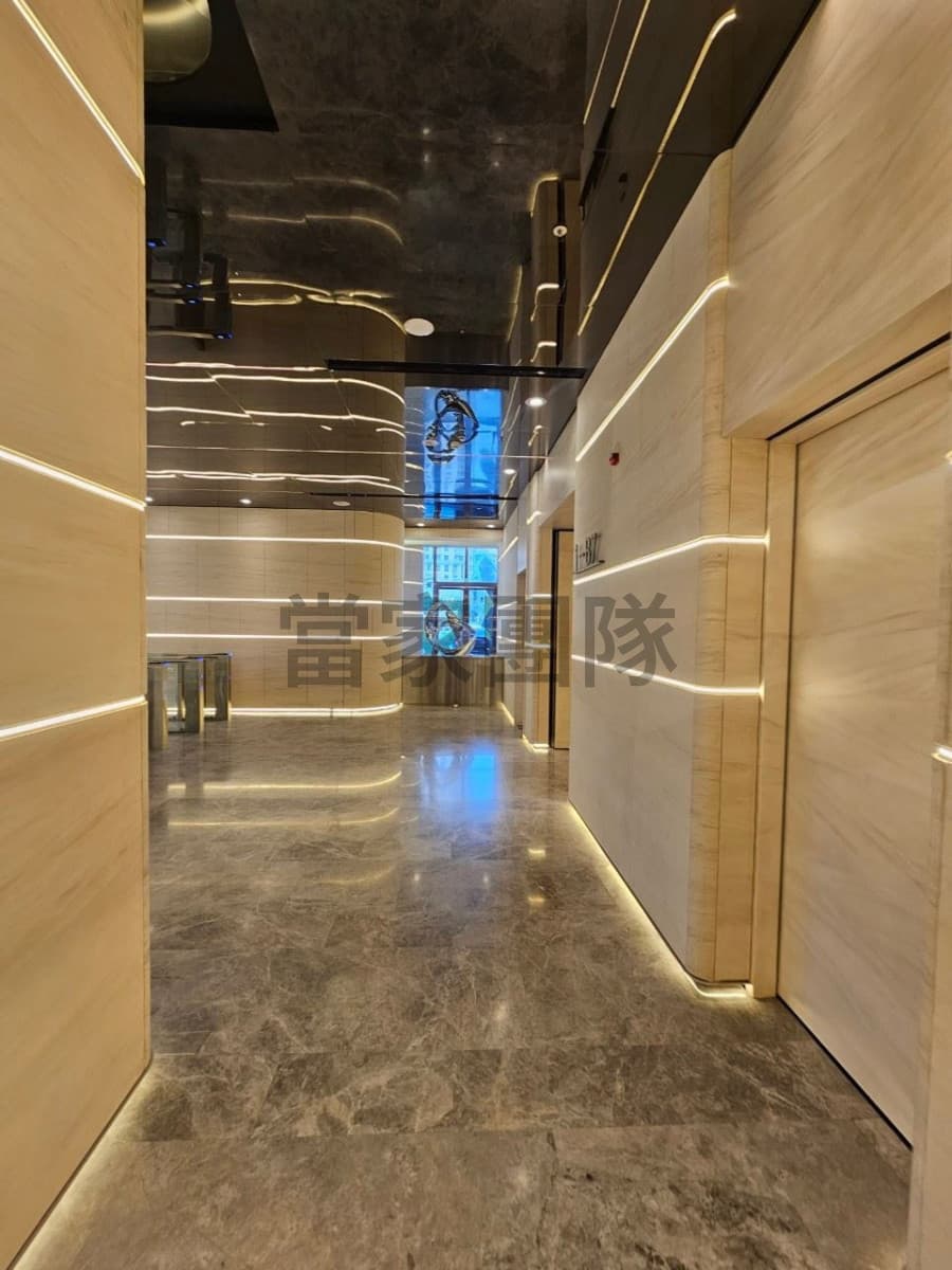 台中七期TOP 1 頂級商辦高檔裝潢戶雙平面車位